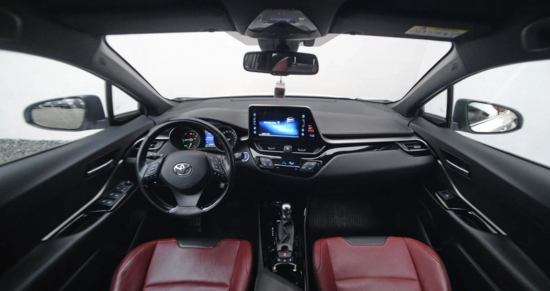 Toyota C-HR cena 92999 przebieg: 100000, rok produkcji 2019 z Jarocin małe 781